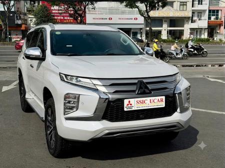 Mitsubishi Pajero 2.4L 4x4 Dầu - Năm 2022