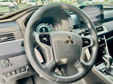 Mitsubishi Xpander Cross - Màu Trắng - Năm 20241787898431918_9101278399305042429_g2083180601853021531_9ed33081baa67d525a69b90131eeeb91