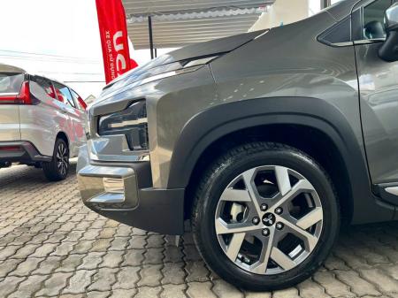 Mitsubishi Xpander Cross - Màu Nâu - Năm 20251788847550611_9101278399305042429_g2083180601853021531_8ee9d653022e55216b2c06b54c9ea6e6
