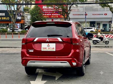 Mitsubishi Outlander - Màu Đỏ - Năm 20221789181281121_9101278399305042429_g2083180601853021531_7990fc280ce085779e84c8382cb6f1c2