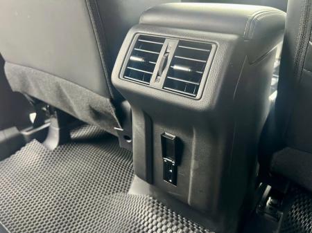 Mitsubishi Outlander - Màu Đỏ - Năm 20221789181281145_9101278399305042429_g2083180601853021531_cf4b1c8627cb9df34e3adeee33589063