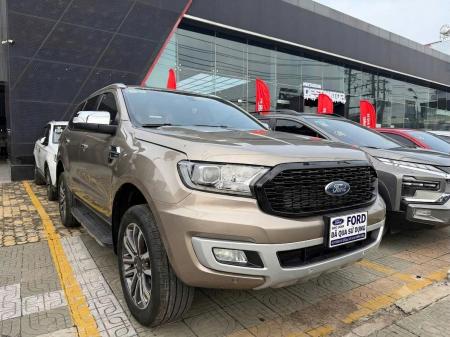 Ford Everest 2.0L Titanium bản full nhập Thái1789439026721_9101278399305042429_g2083180601853021531_928f01570128eec2ecc0c193a6d03521
