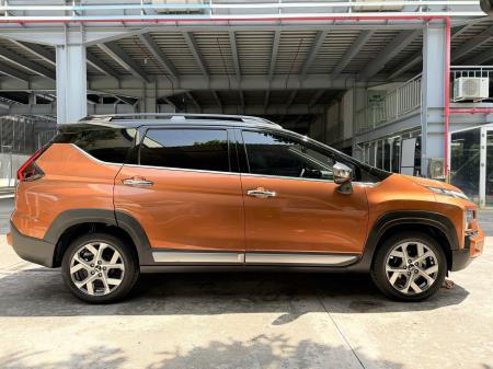 Mitsubishi Xpander Cross1792122471035_7960392071502202094_7960392071502202094_f9a1dedf44574140585c4a9e997445b5