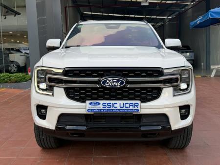 FORD EVERESR PLATIUM